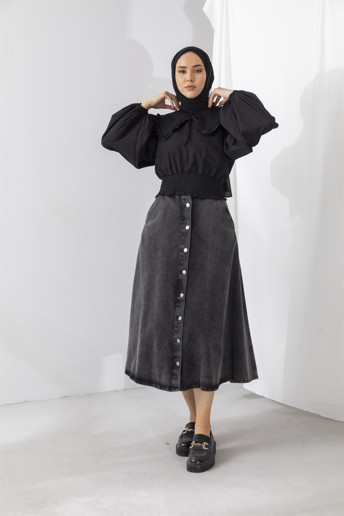 Nina Bebe Yakalı Siyah Bluz